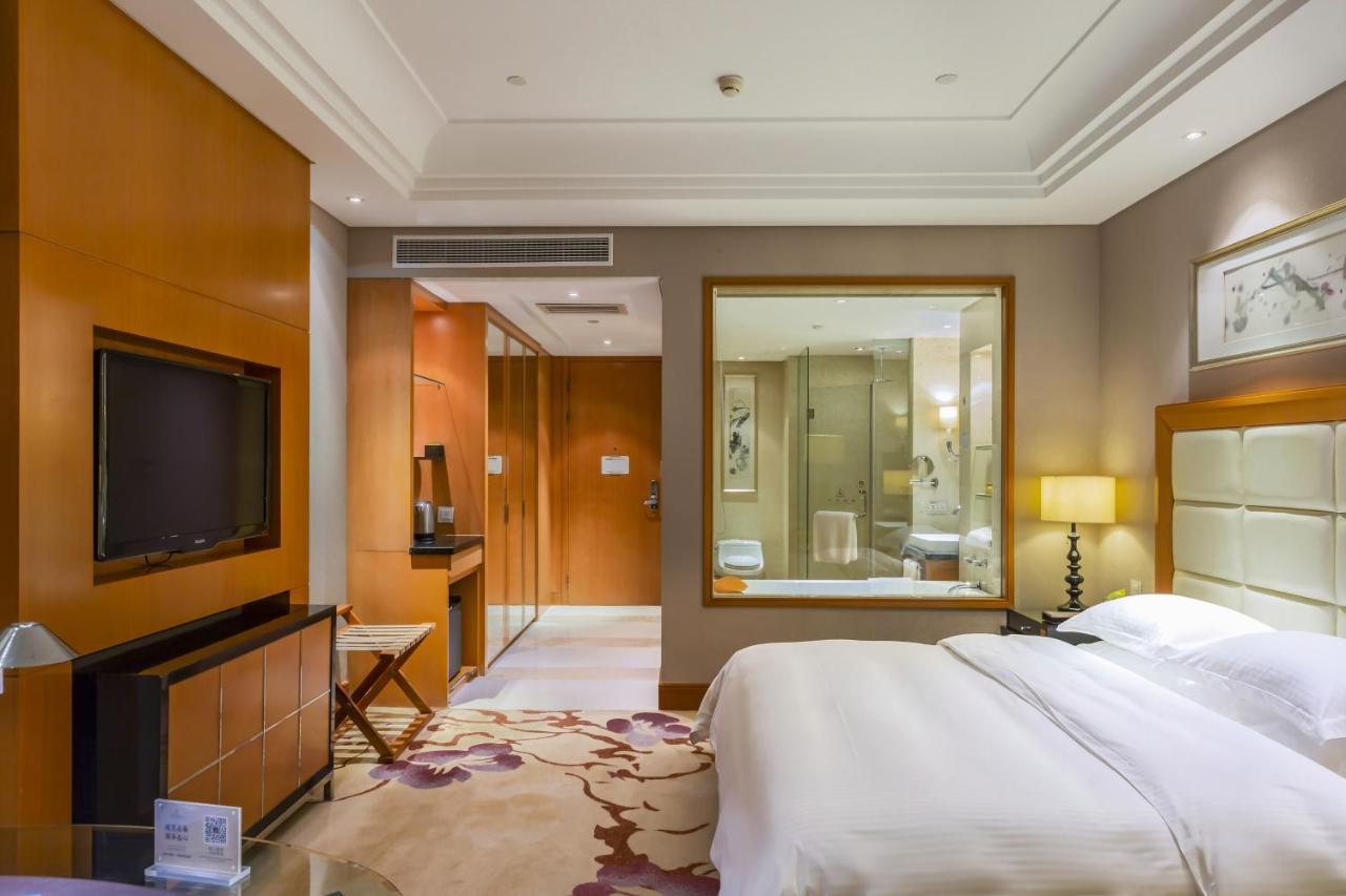 Wyndham Xinyang Downtown Hotel Ngoại thất bức ảnh