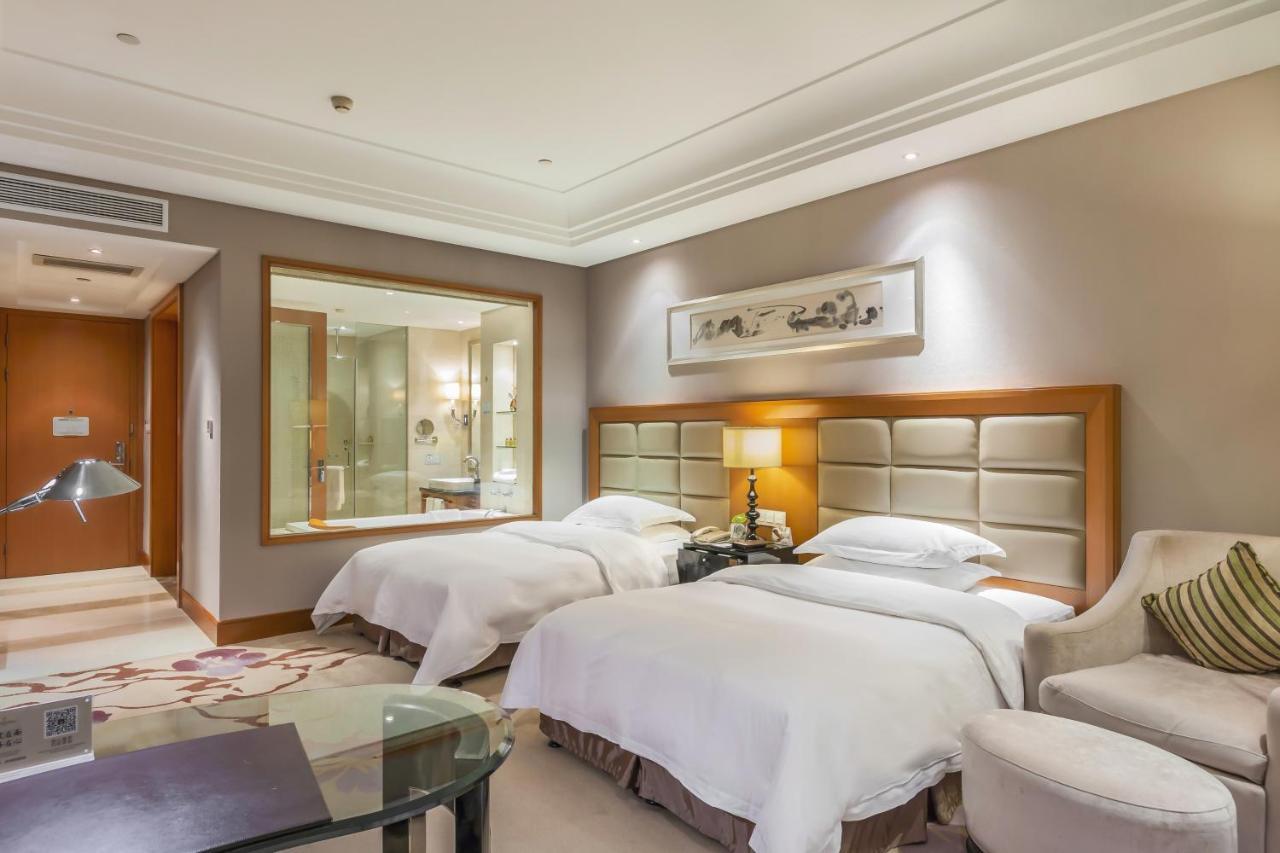 Wyndham Xinyang Downtown Hotel Ngoại thất bức ảnh
